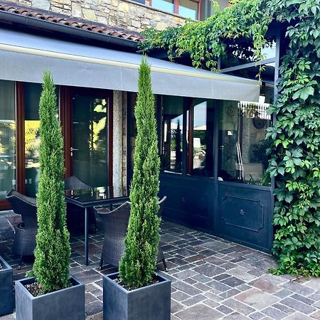 Heidi Bed And Breakfast Albavilla Екстер'єр фото