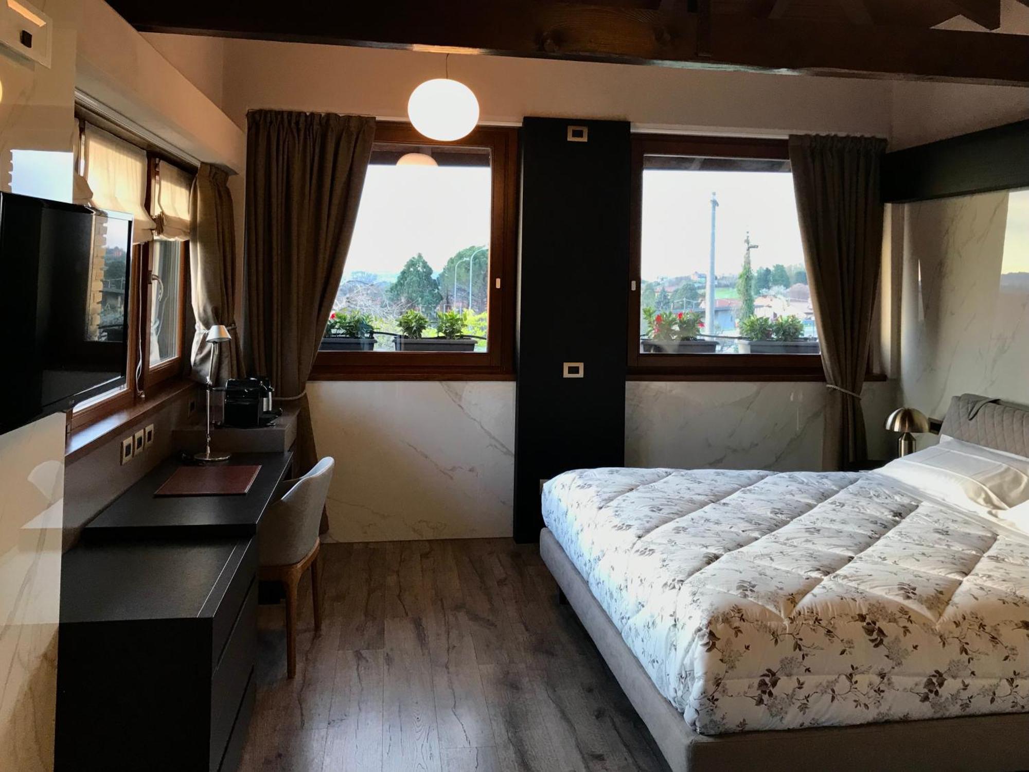 Heidi Bed And Breakfast Albavilla Екстер'єр фото